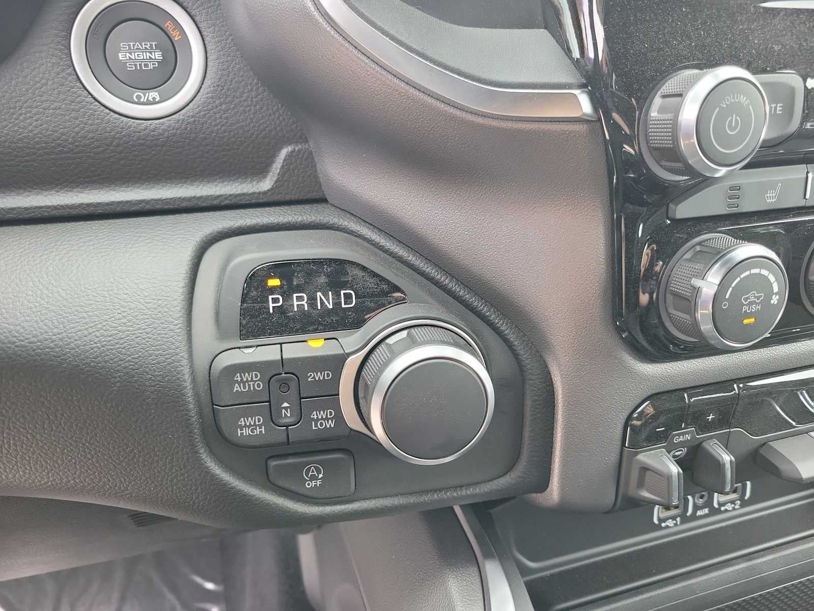 2026 RAM Ram 1500 RAM 1500 LONE STAR CREW CAB 4X4 5'7' BOX