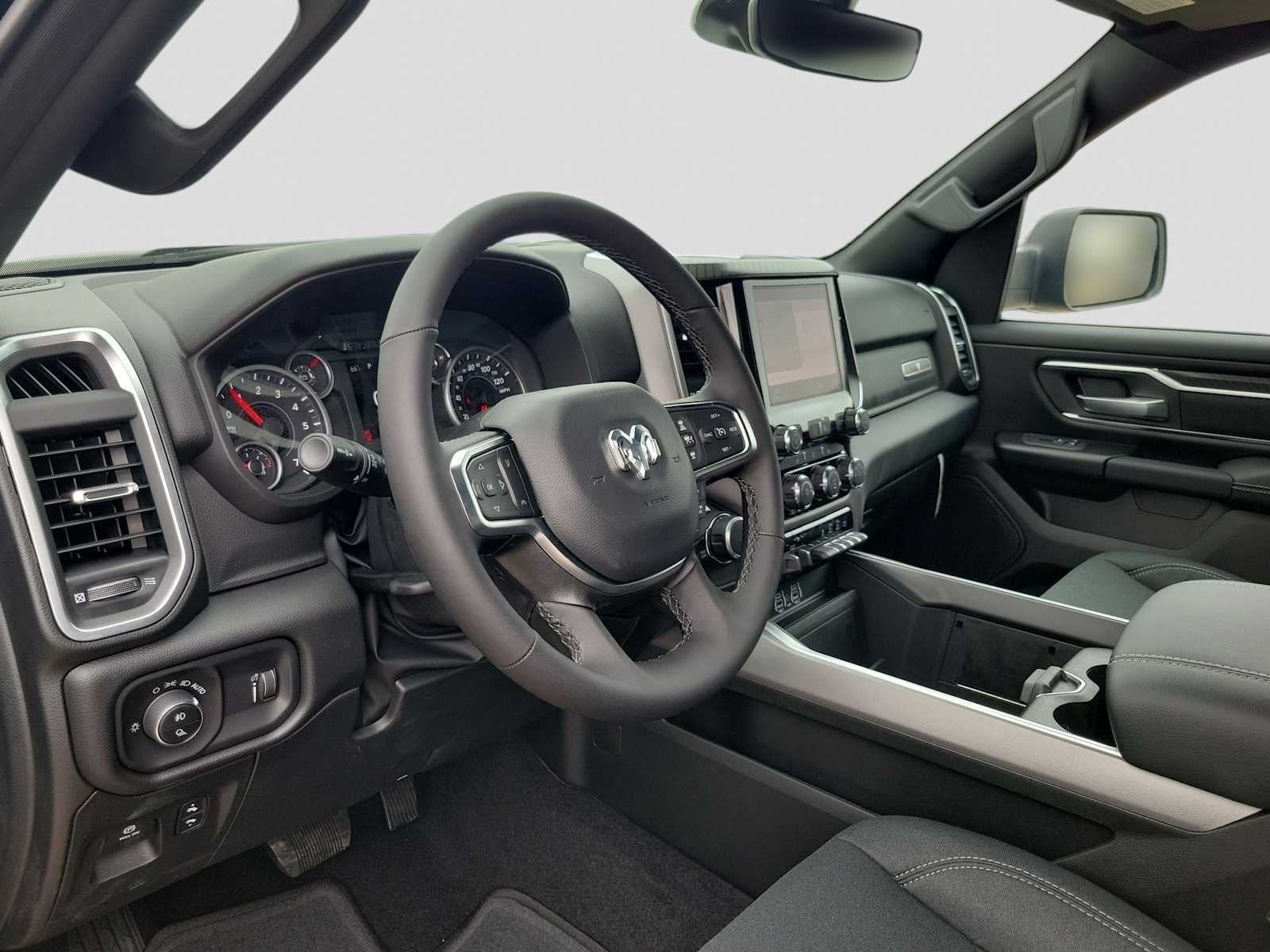 2026 RAM Ram 1500 RAM 1500 LONE STAR CREW CAB 4X4 5'7' BOX