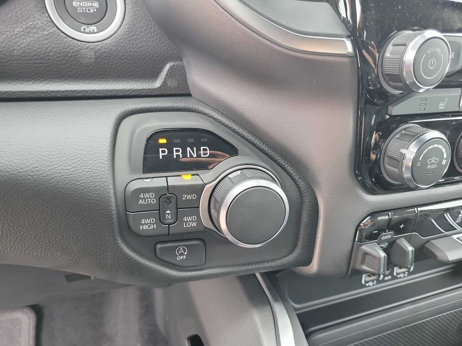 2026 RAM Ram 1500 RAM 1500 LONE STAR CREW CAB 4X4 5'7' BOX