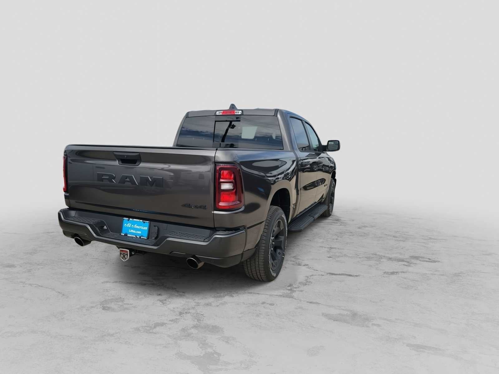 2026 RAM Ram 1500 RAM 1500 EXPRESS CREW CAB 4X4 5'7' BOX