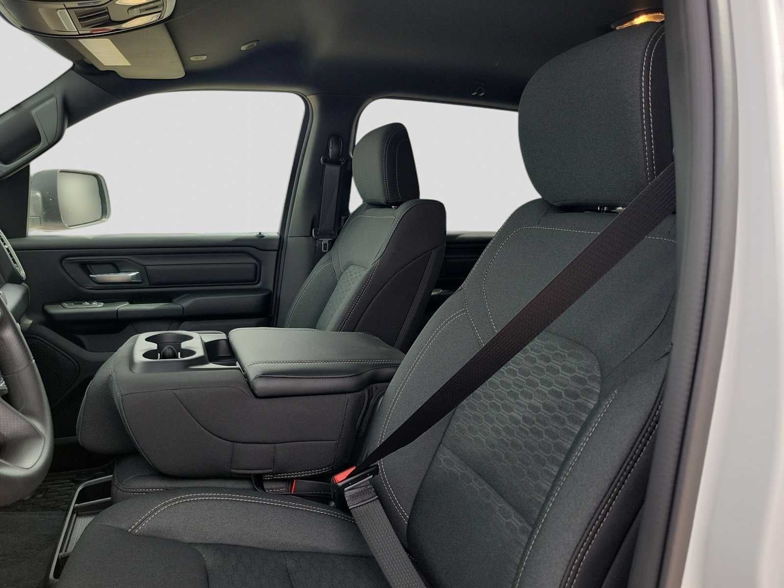 2026 RAM Ram 1500 RAM 1500 WARLOCK CREW CAB 4X4 5'7' BOX