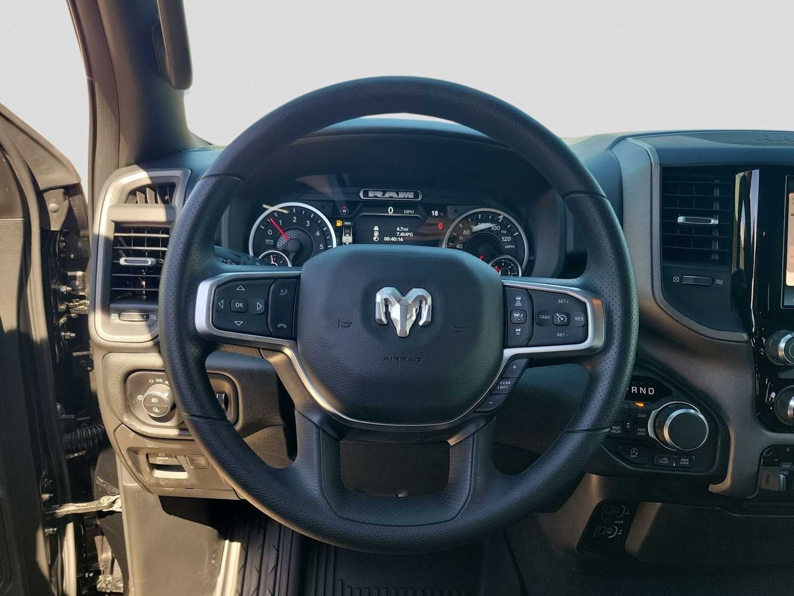2026 RAM Ram 1500 RAM 1500 WARLOCK CREW CAB 4X4 5'7' BOX