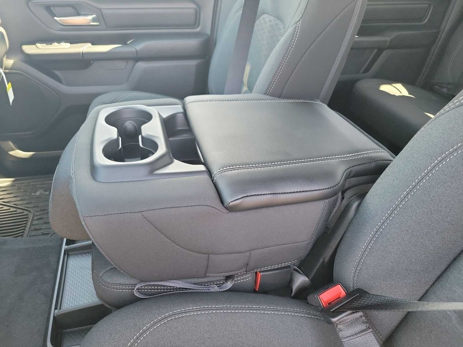 2026 RAM Ram 1500 RAM 1500 WARLOCK CREW CAB 4X4 5'7' BOX
