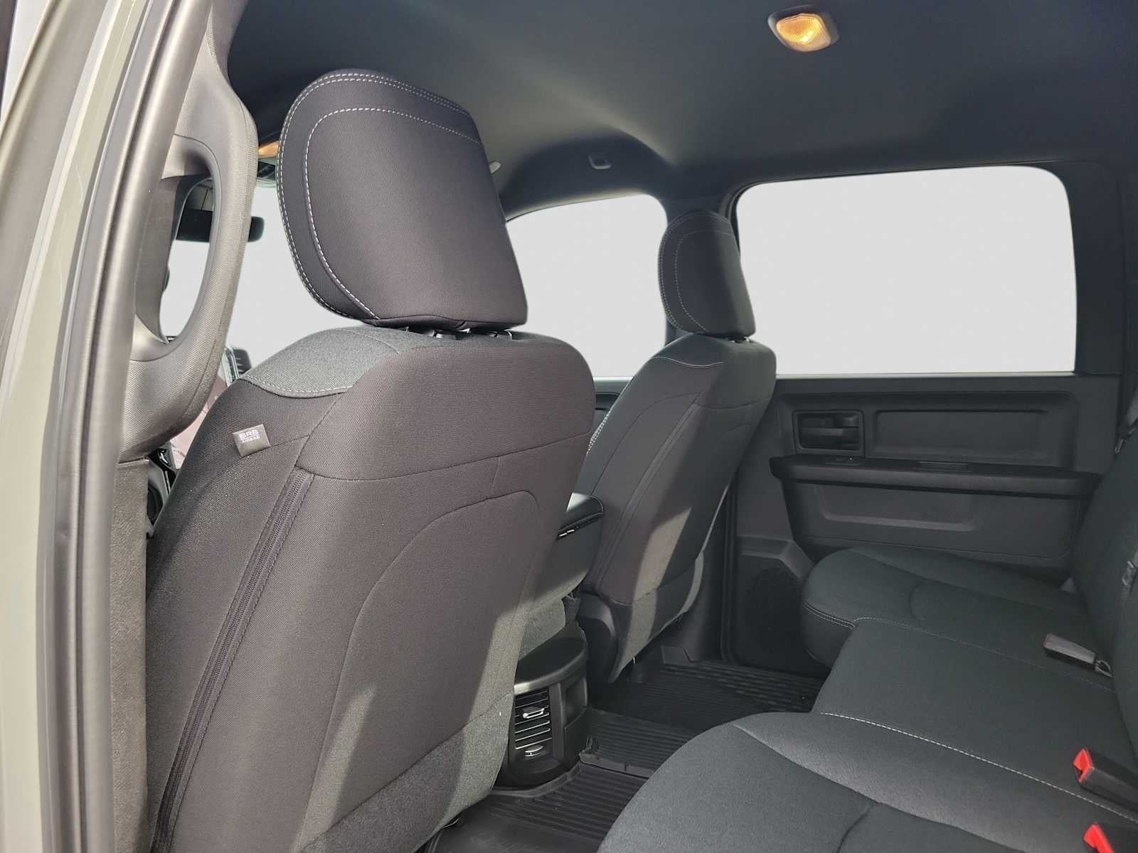 2026 RAM 2500 RAM 2500 WARLOCK CREW CAB 4X4 6'4' BOX