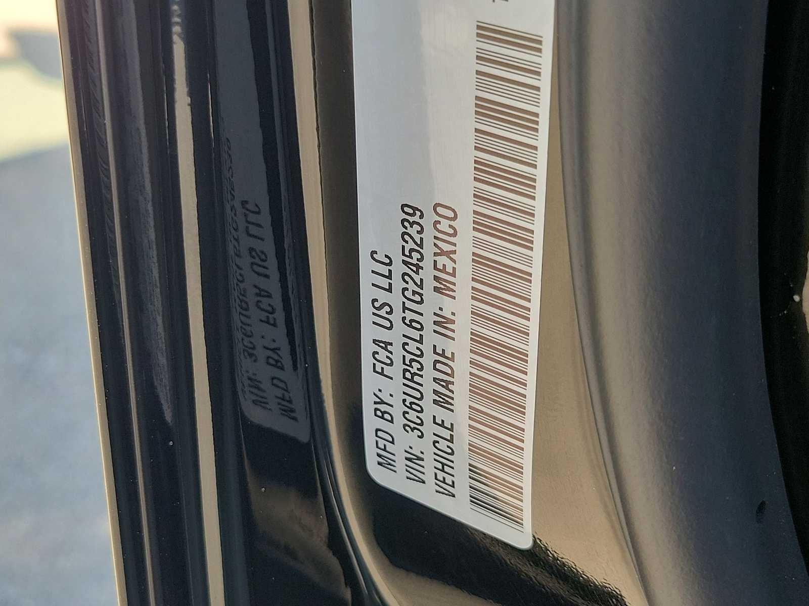 2026 RAM 2500 RAM 2500 WARLOCK CREW CAB 4X4 6'4' BOX