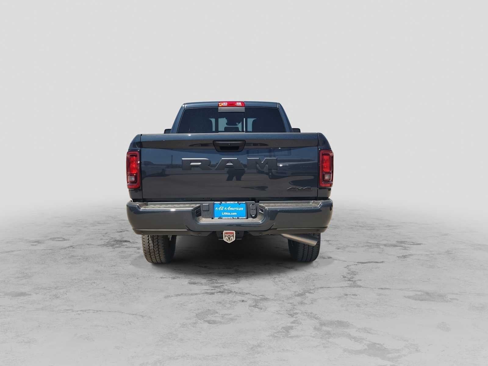 2026 RAM 2500 RAM 2500 BLACK EXPRESS CREW CAB 4X4 6'4' BOX
