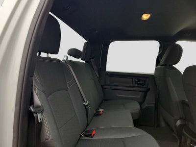 2026 RAM Ram 2500 RAM 2500 BLACK EXPRESS CREW CAB 4X4 6'4' BOX