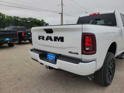2026 RAM Ram 2500 RAM 2500 BLACK EXPRESS CREW CAB 4X4 6'4' BOX