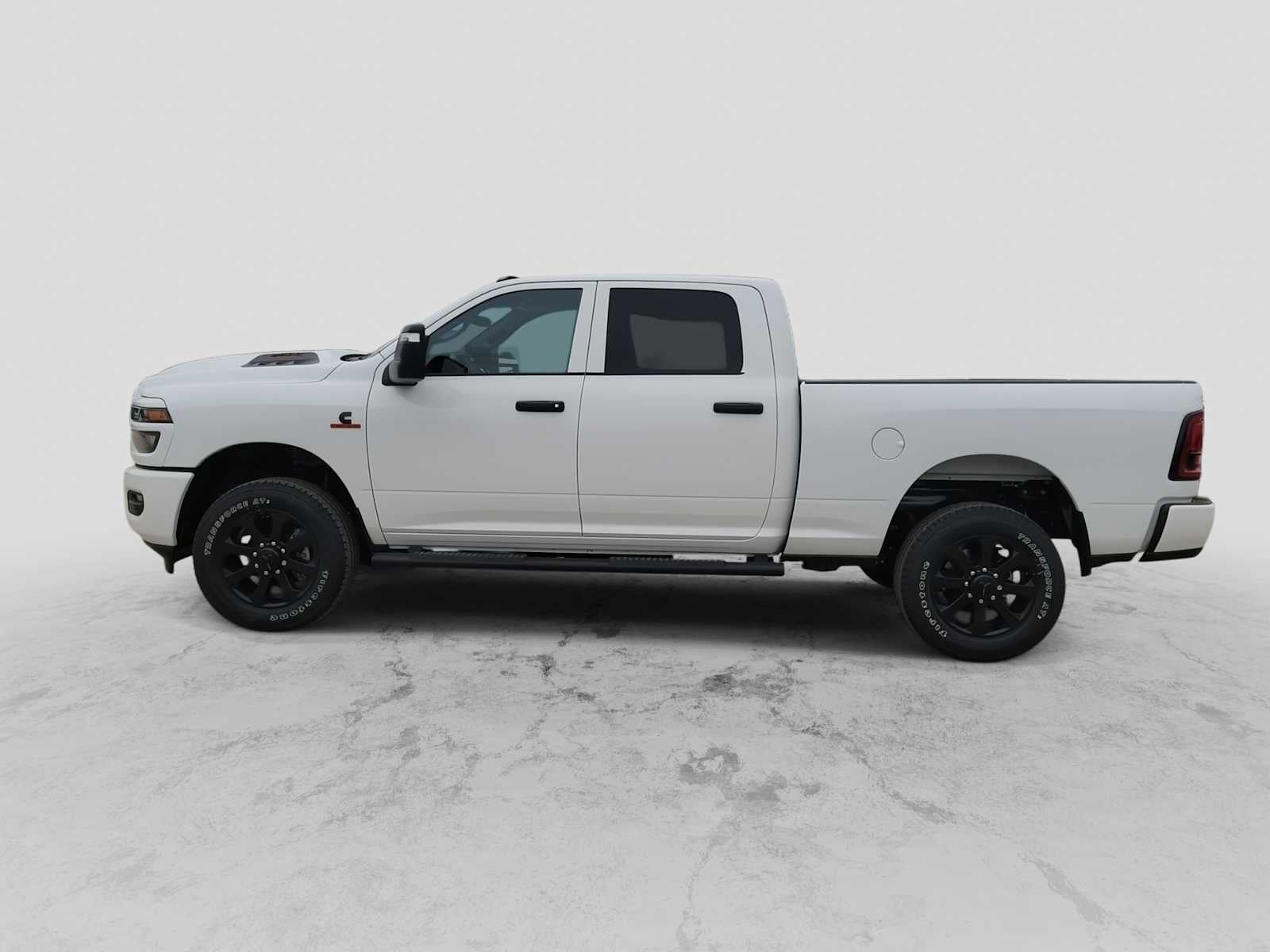 2026 RAM Ram 2500 RAM 2500 BLACK EXPRESS CREW CAB 4X4 6'4' BOX