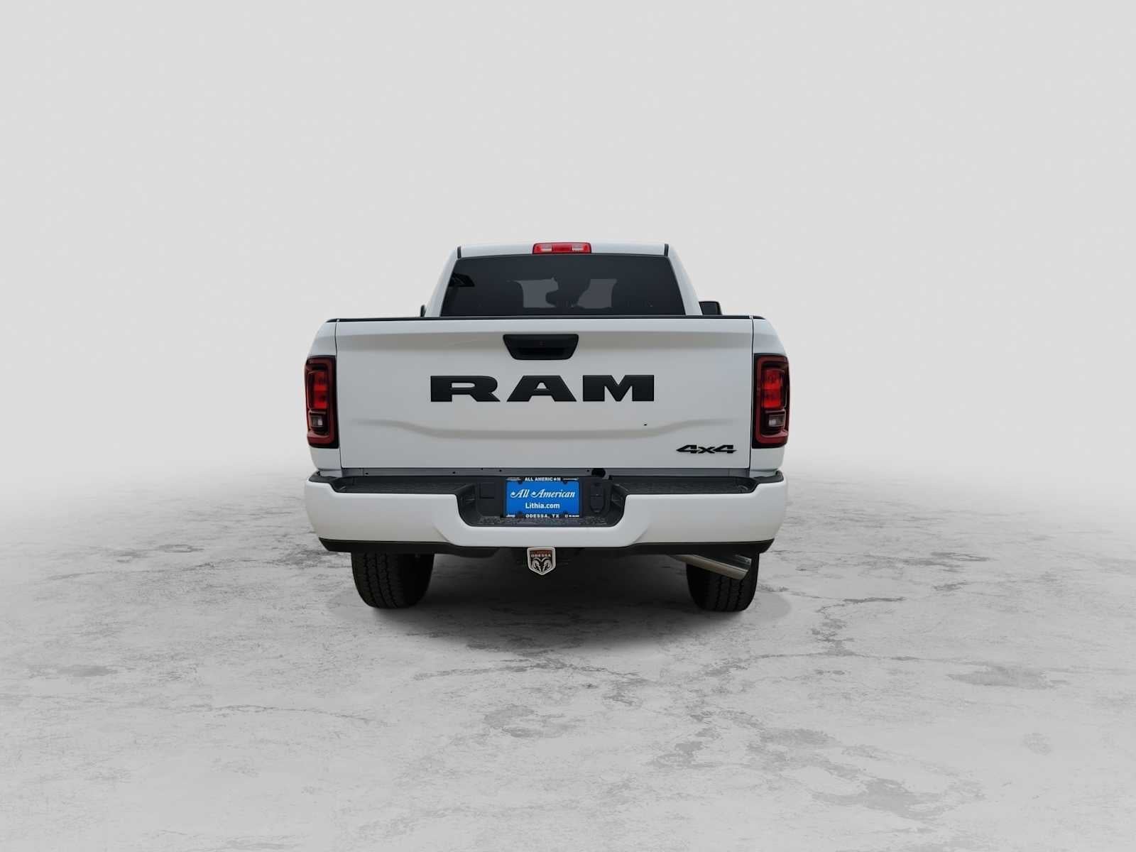 2026 RAM Ram 2500 RAM 2500 BLACK EXPRESS CREW CAB 4X4 6'4' BOX