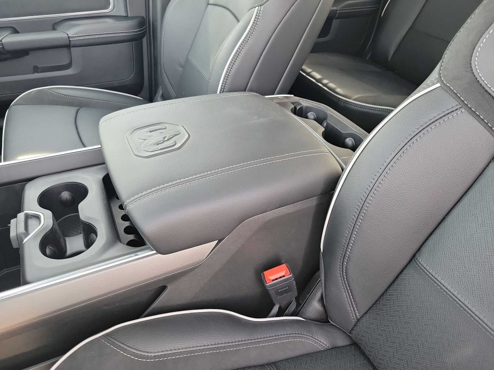 2026 RAM 2500 RAM 2500 LARAMIE CREW CAB 4X4 6'4' BOX