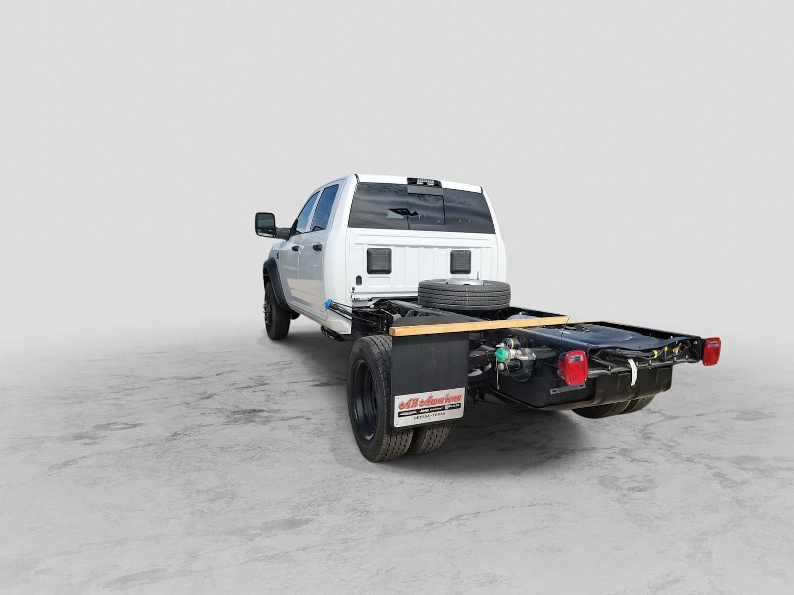 2026 RAM Ram 4500 Chassis Cab RAM 4500 TRADESMAN CHASSIS CREW CAB 4X4 60' CA