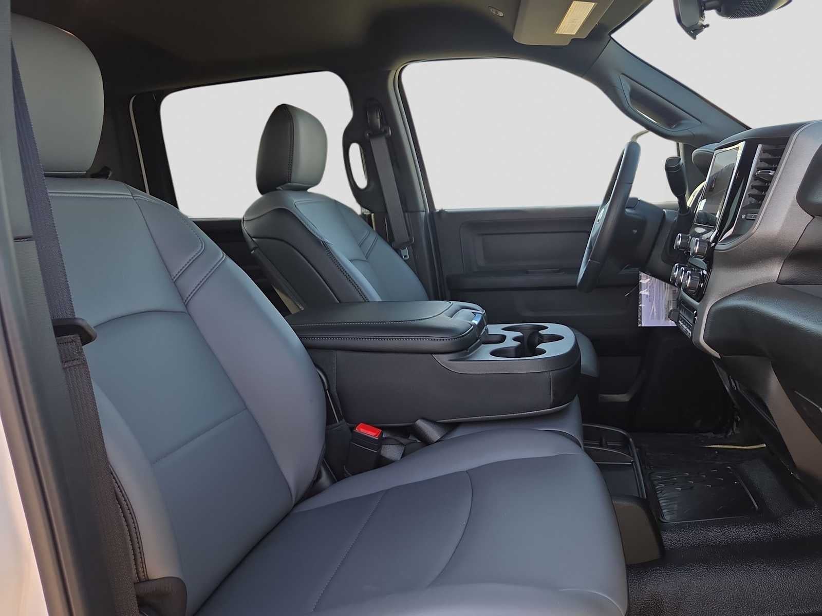 2027 RAM 4500 Chassis Cab Tradesman