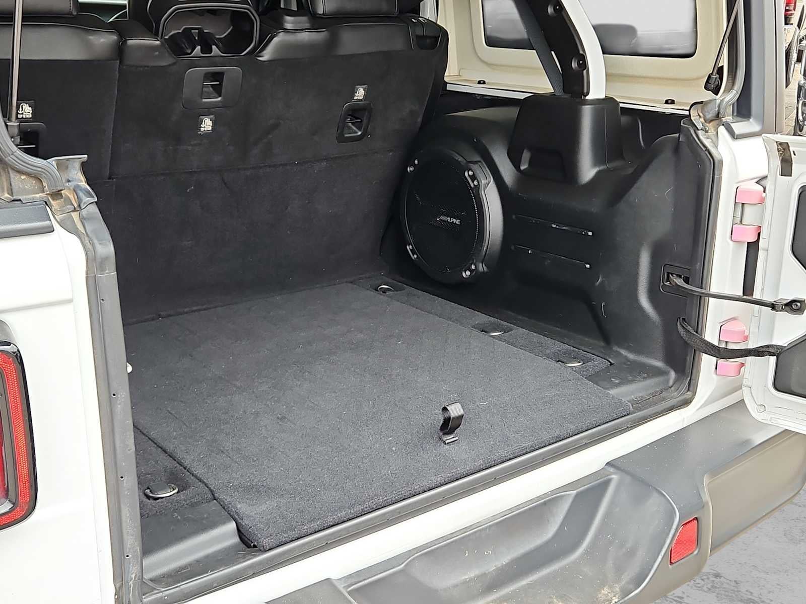 2018 Jeep Wrangler Unlimited Sahara 4x4