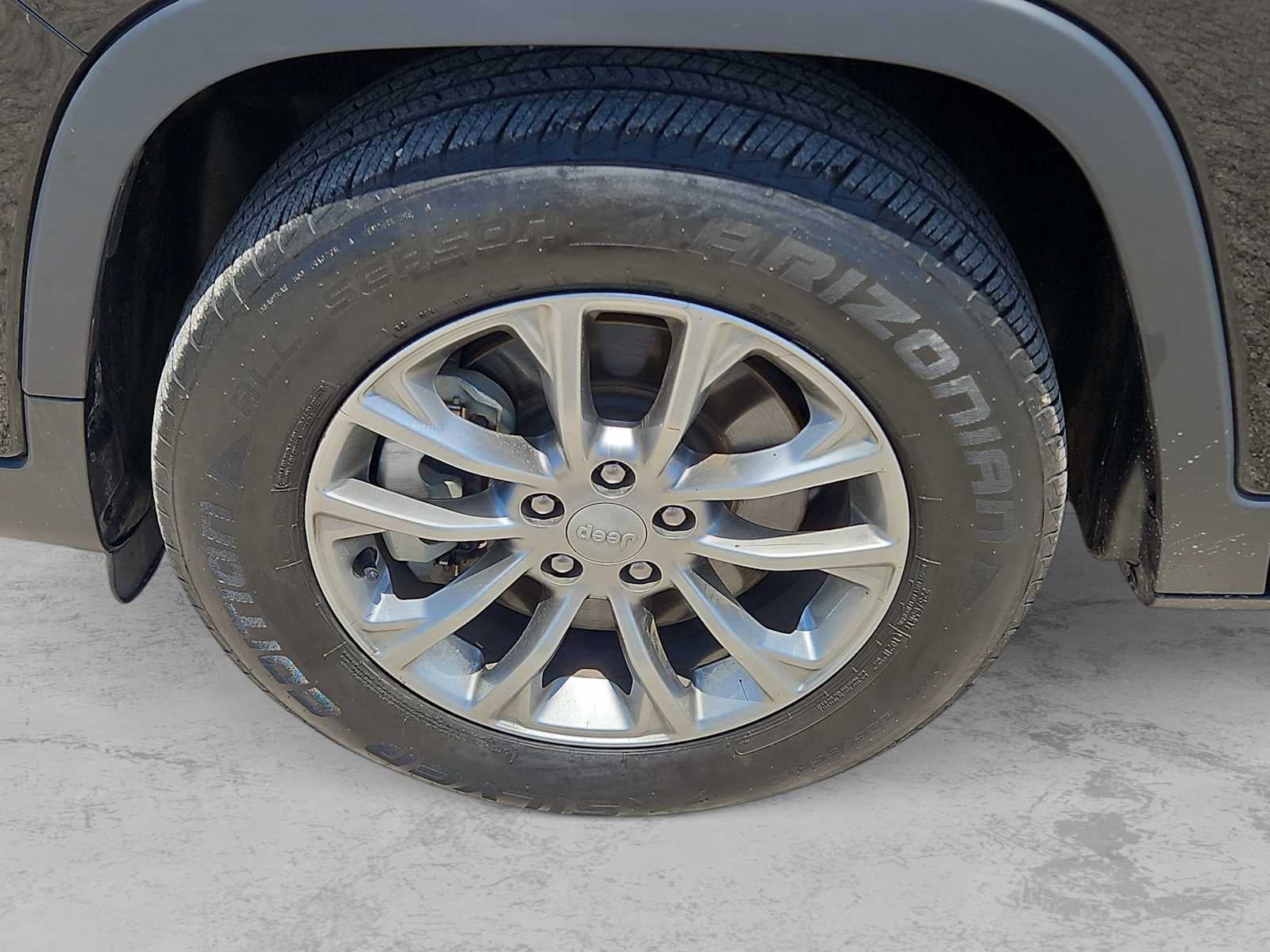 2022 Jeep Cherokee Latitude Lux FWD