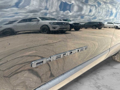 2023 Jeep Cherokee Altitude Lux 4x4