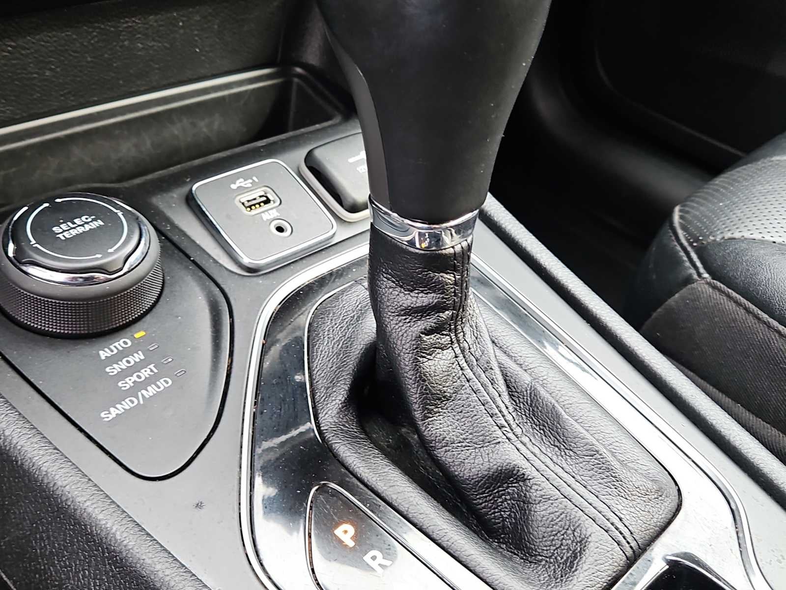 2023 Jeep Cherokee Altitude Lux 4x4