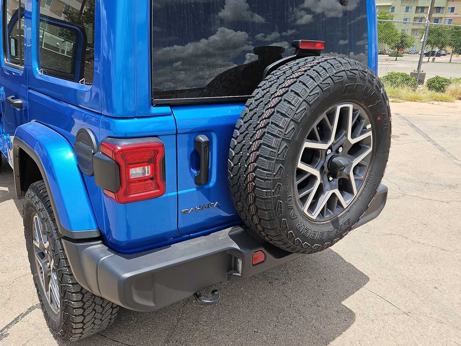 2025 Jeep Wrangler WRANGLER 4-DOOR SAHARA