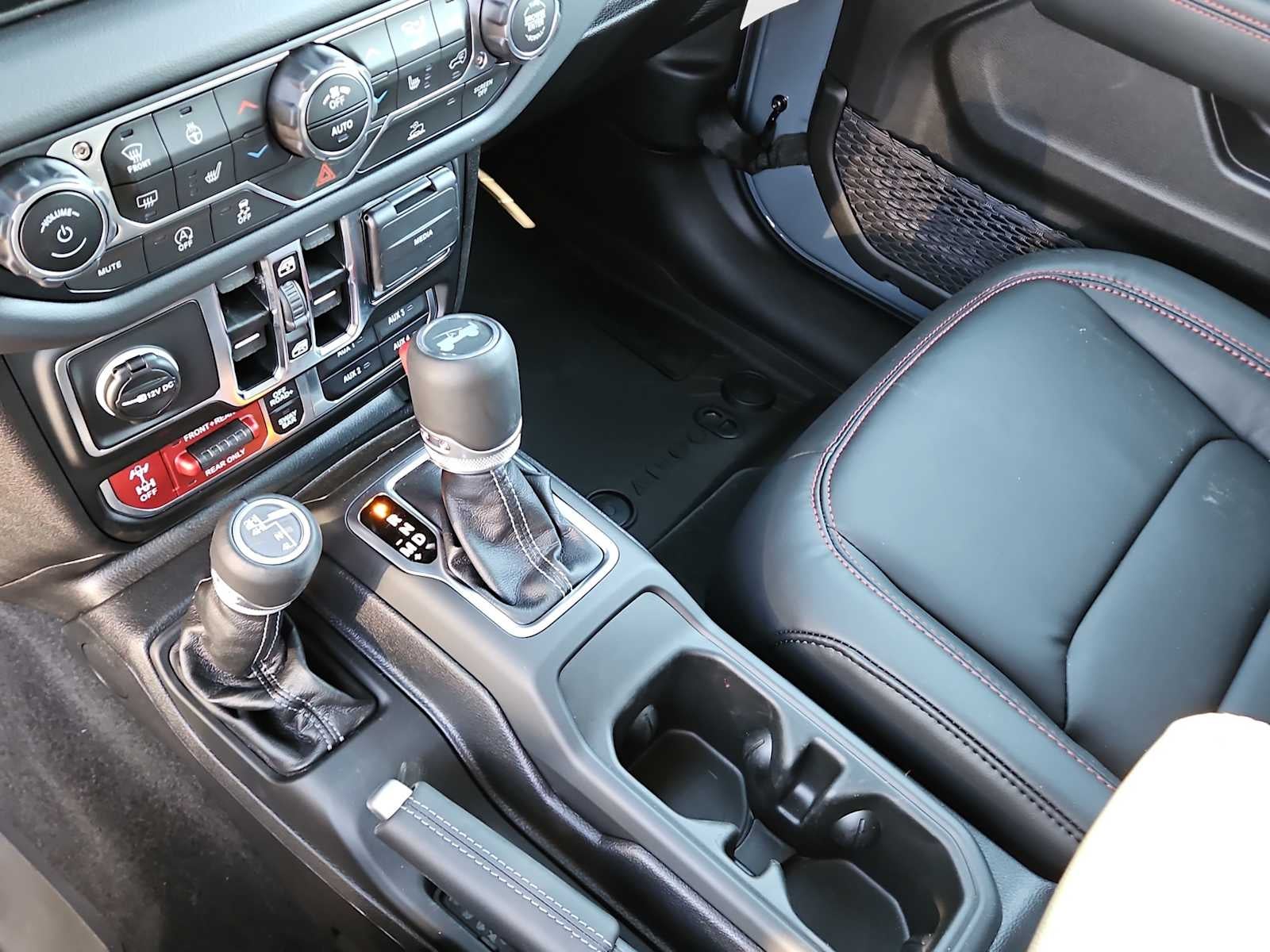 2025 Jeep Wrangler WRANGLER 4-DOOR RUBICON