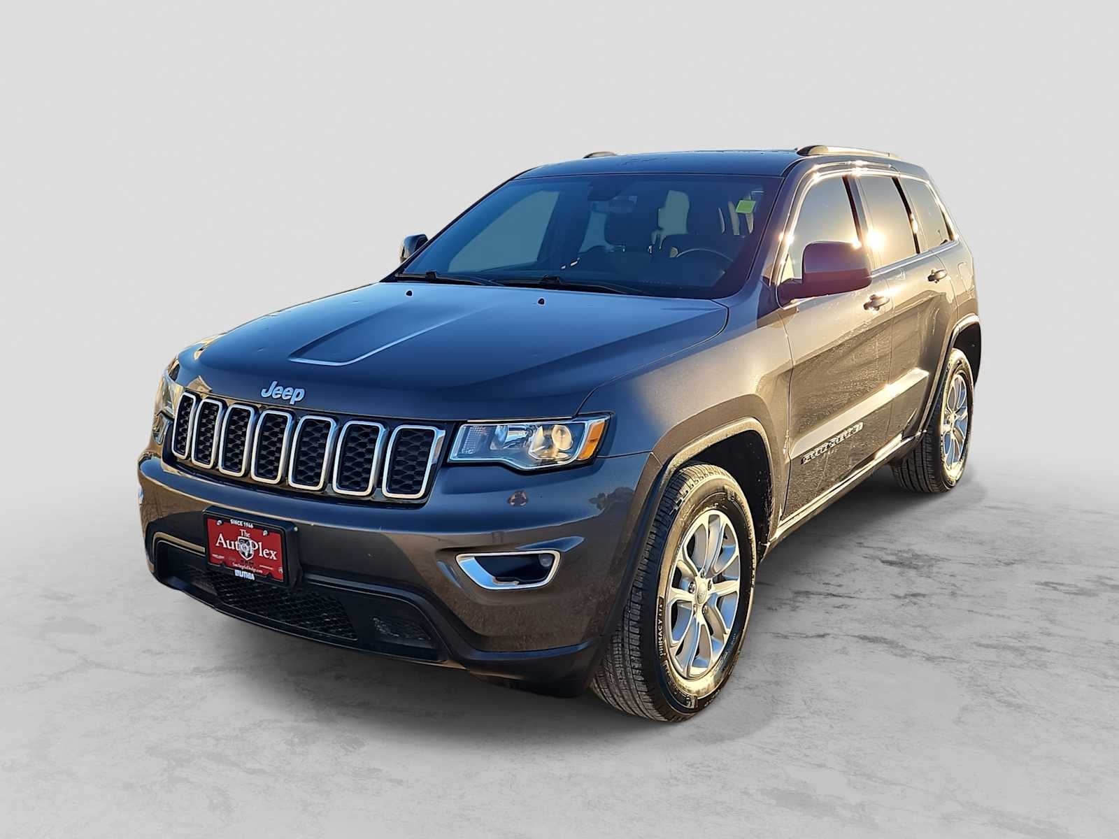 2021 Jeep Grand Cherokee Laredo E 4x2