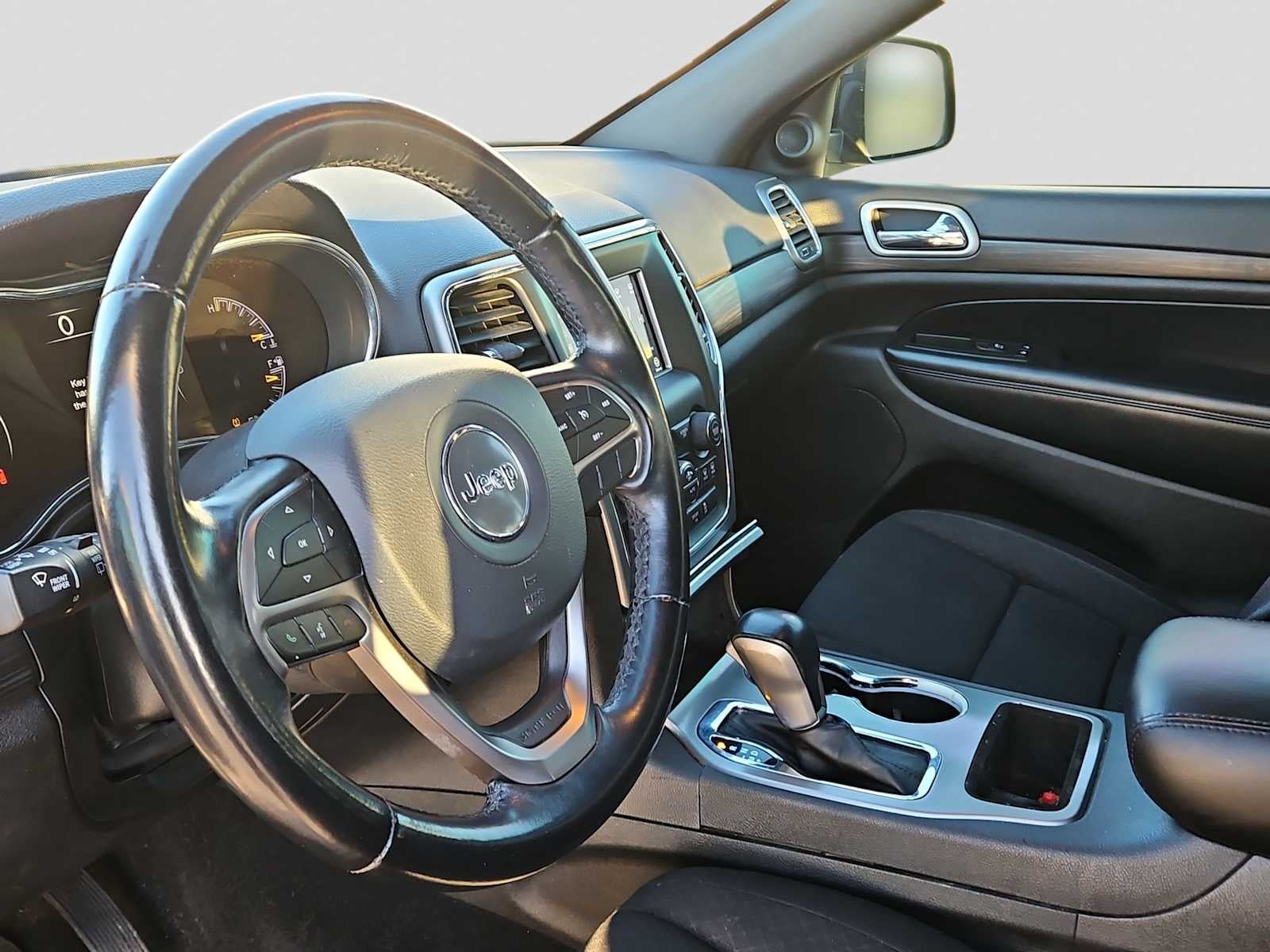 2021 Jeep Grand Cherokee Laredo E 4x2