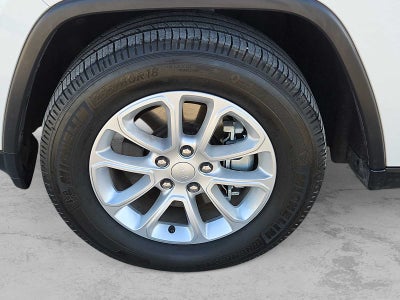 2021 Jeep Grand Cherokee Laredo E 4x2