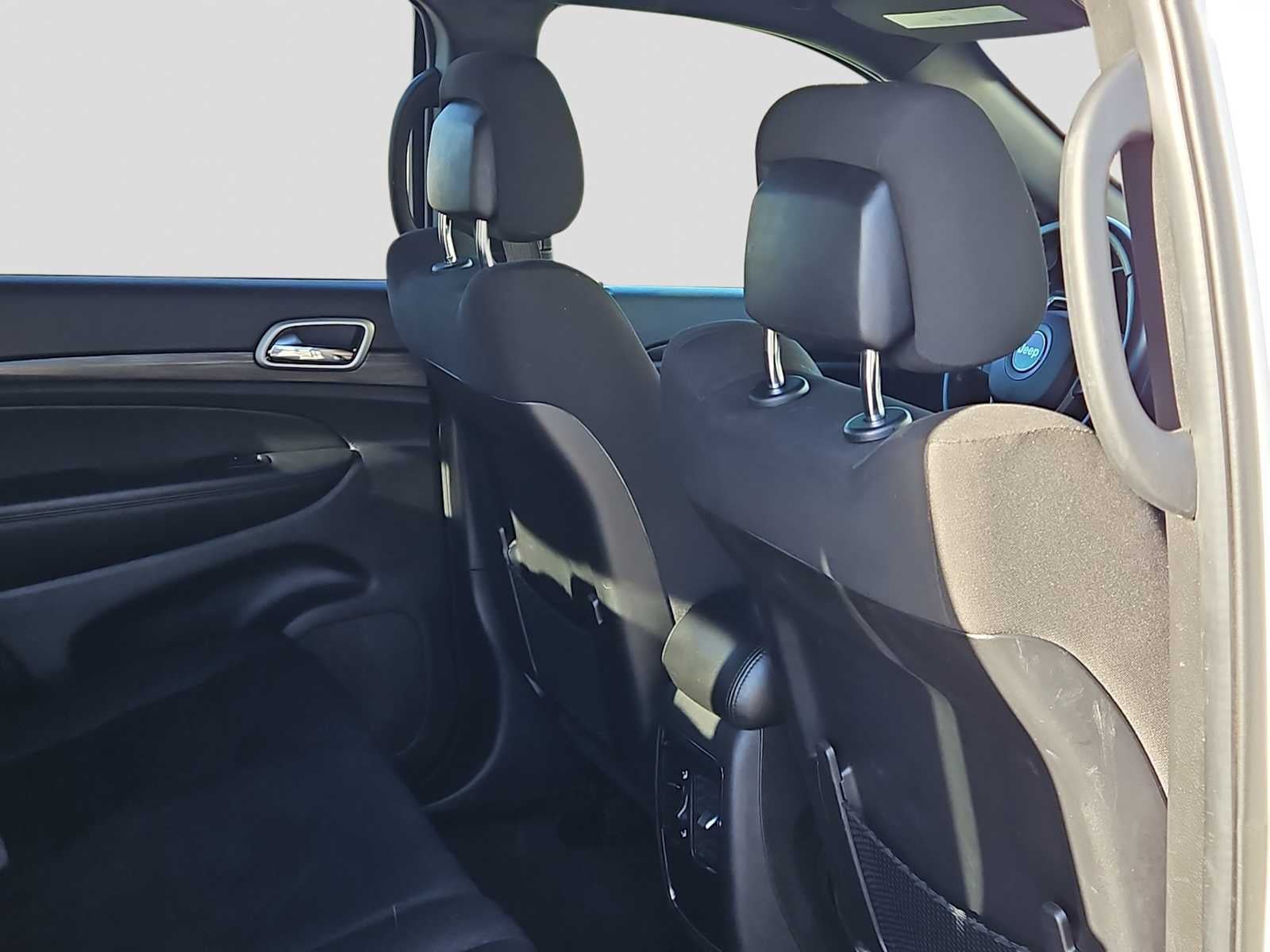 2021 Jeep Grand Cherokee Laredo E 4x2