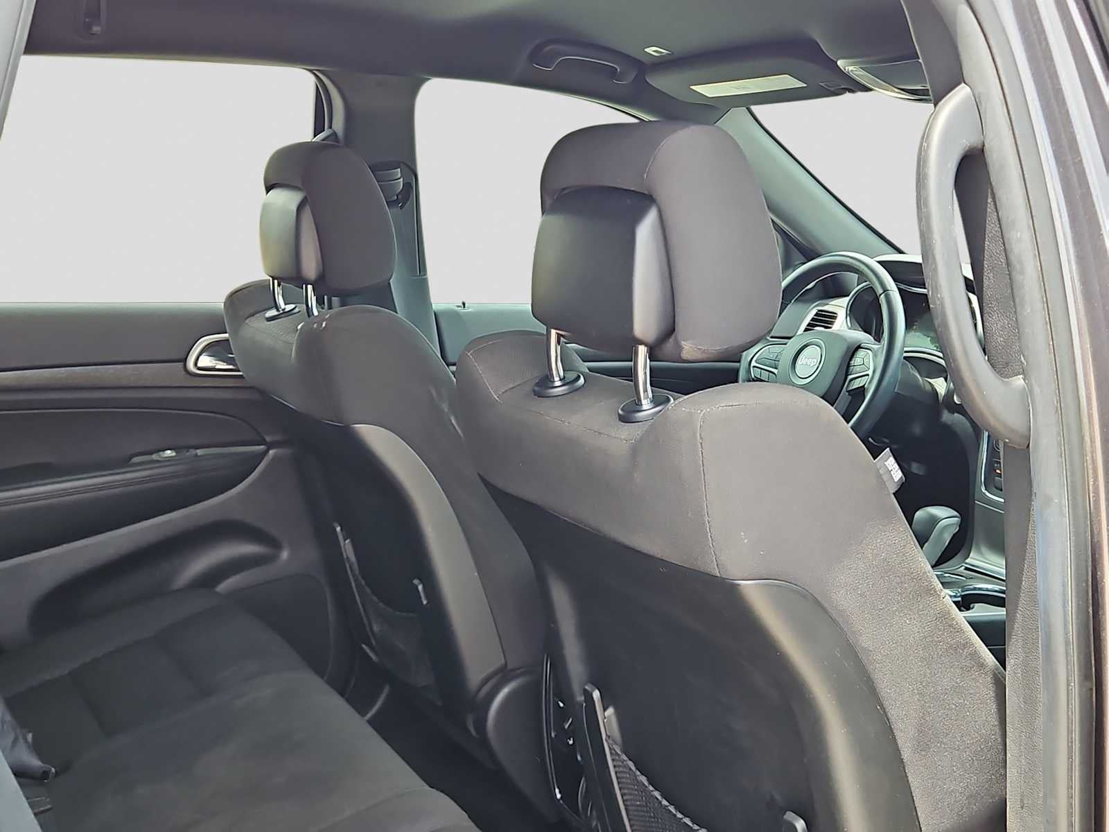 2018 Jeep Grand Cherokee Laredo E 4x2