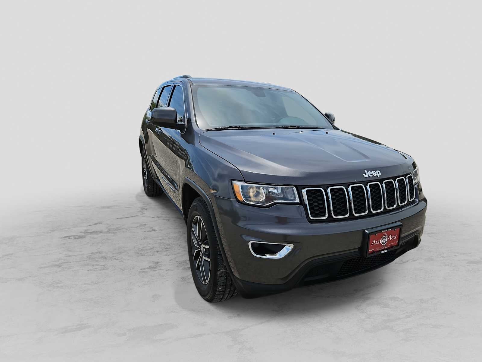 2018 Jeep Grand Cherokee Laredo E 4x2