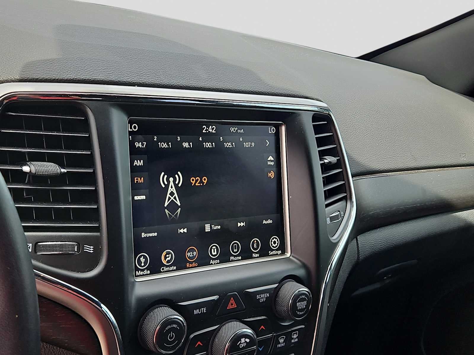 2018 Jeep Grand Cherokee Laredo E 4x2