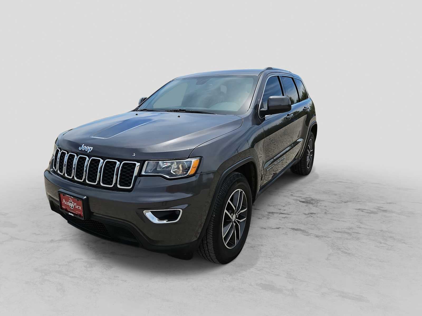2018 Jeep Grand Cherokee Laredo E 4x2