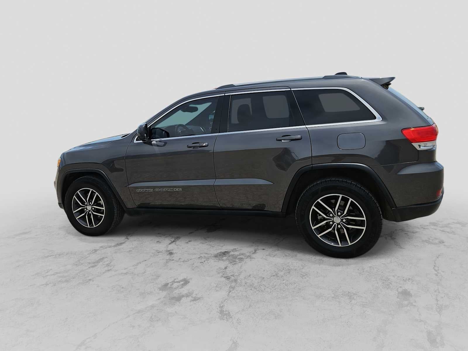 2018 Jeep Grand Cherokee Laredo E 4x2