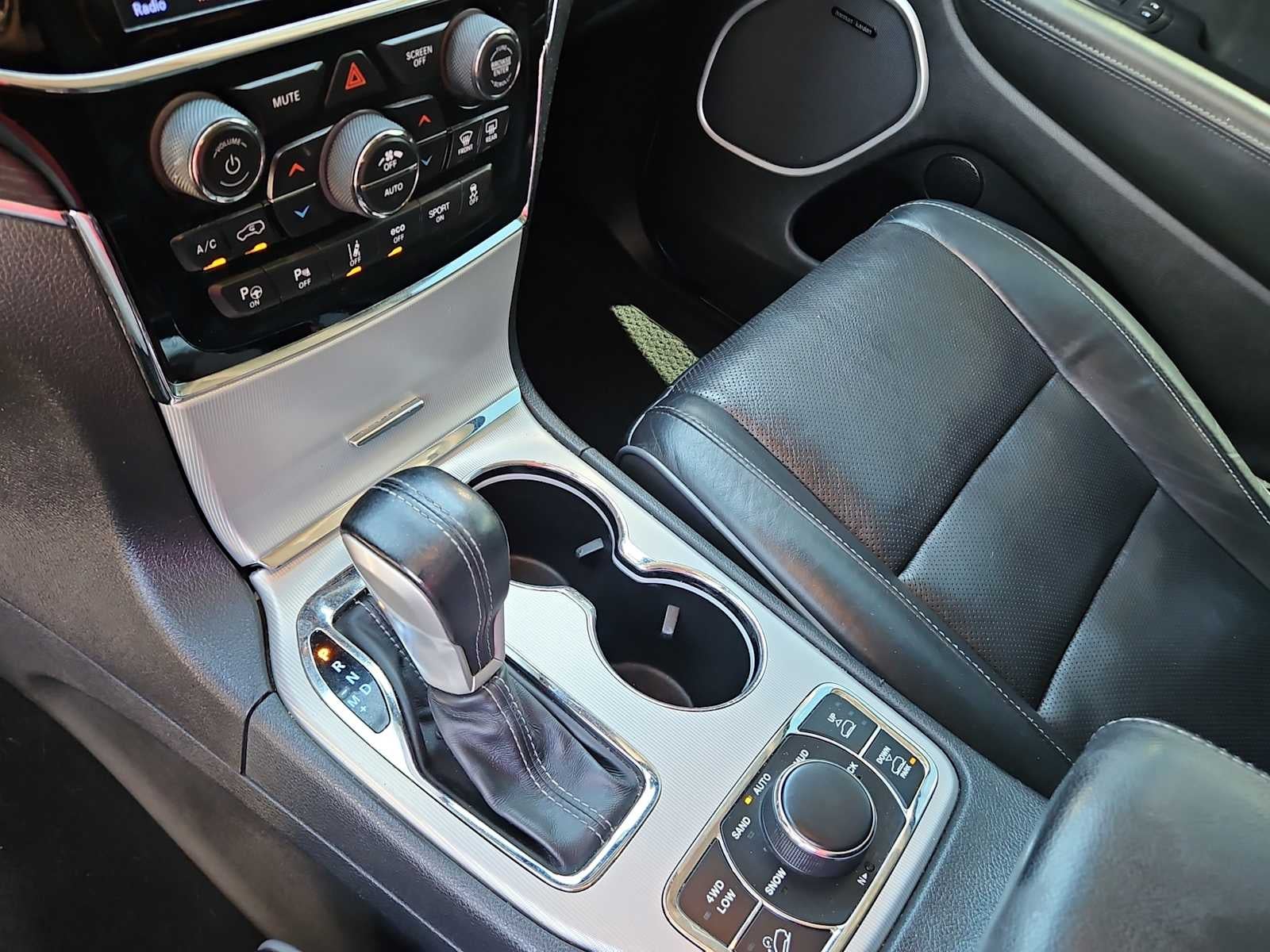 2019 Jeep Grand Cherokee Summit 4x4
