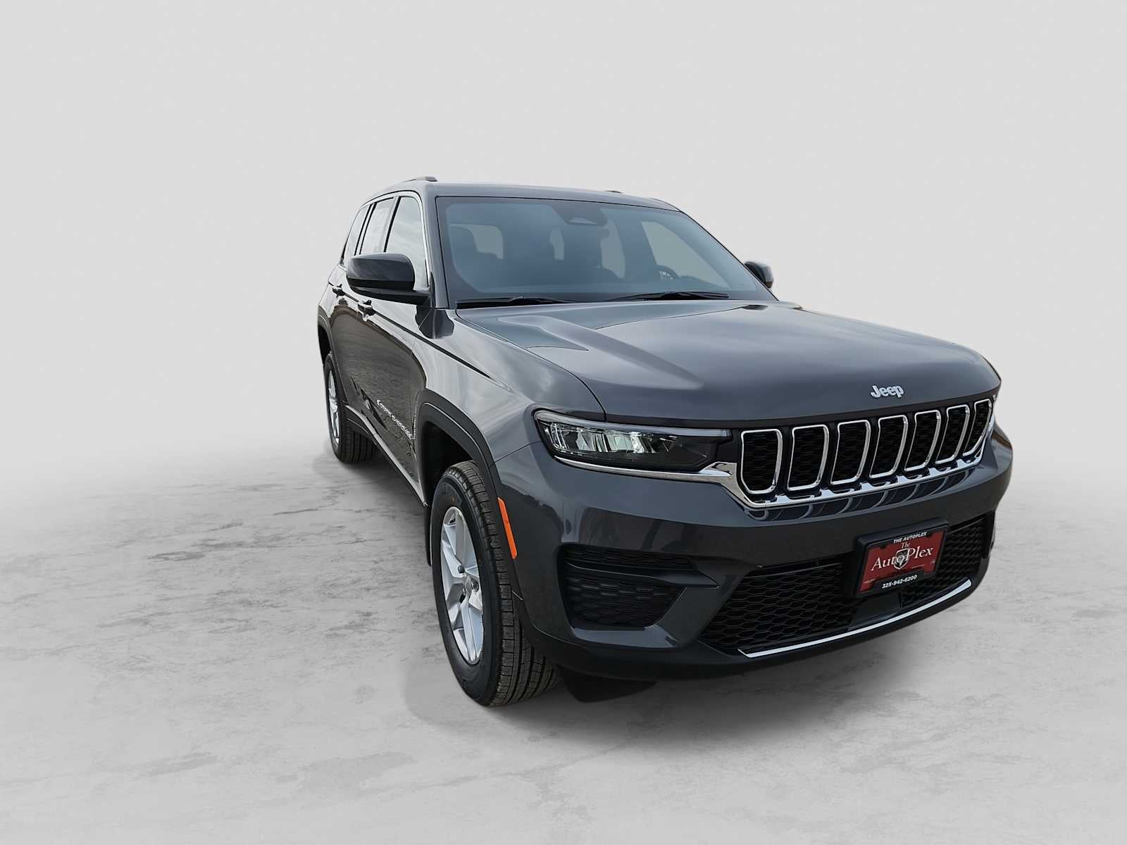 2026 Jeep Grand Cherokee GRAND CHEROKEE LAREDO X 4X2