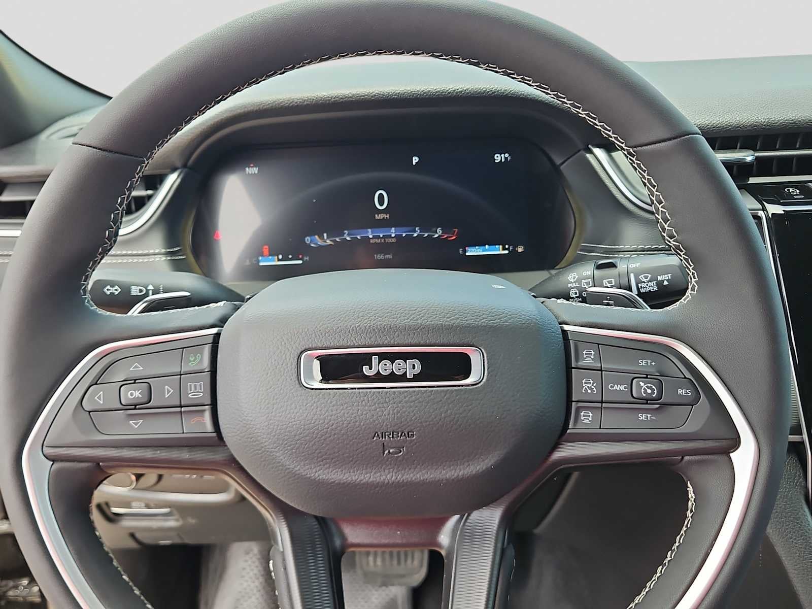 2026 Jeep Grand Cherokee GRAND CHEROKEE LAREDO X 4X2