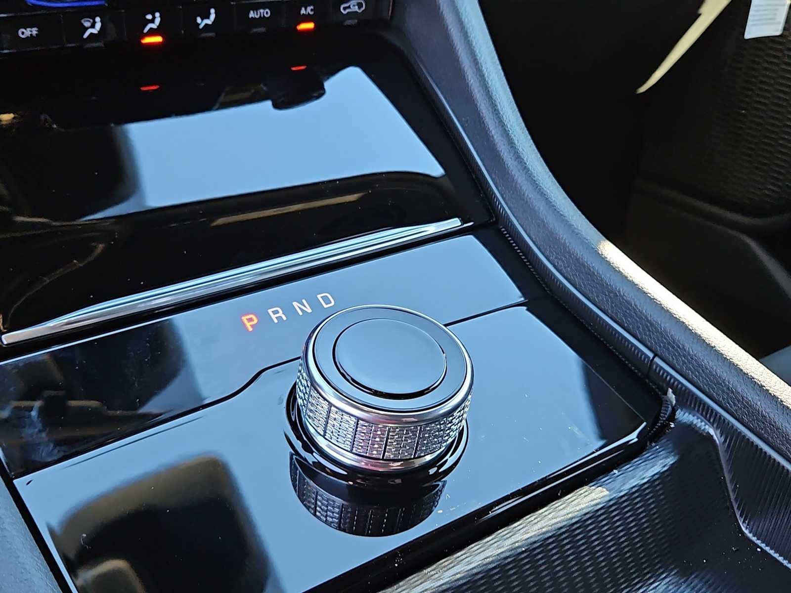 2026 Jeep Grand Cherokee GRAND CHEROKEE LAREDO X 4X2