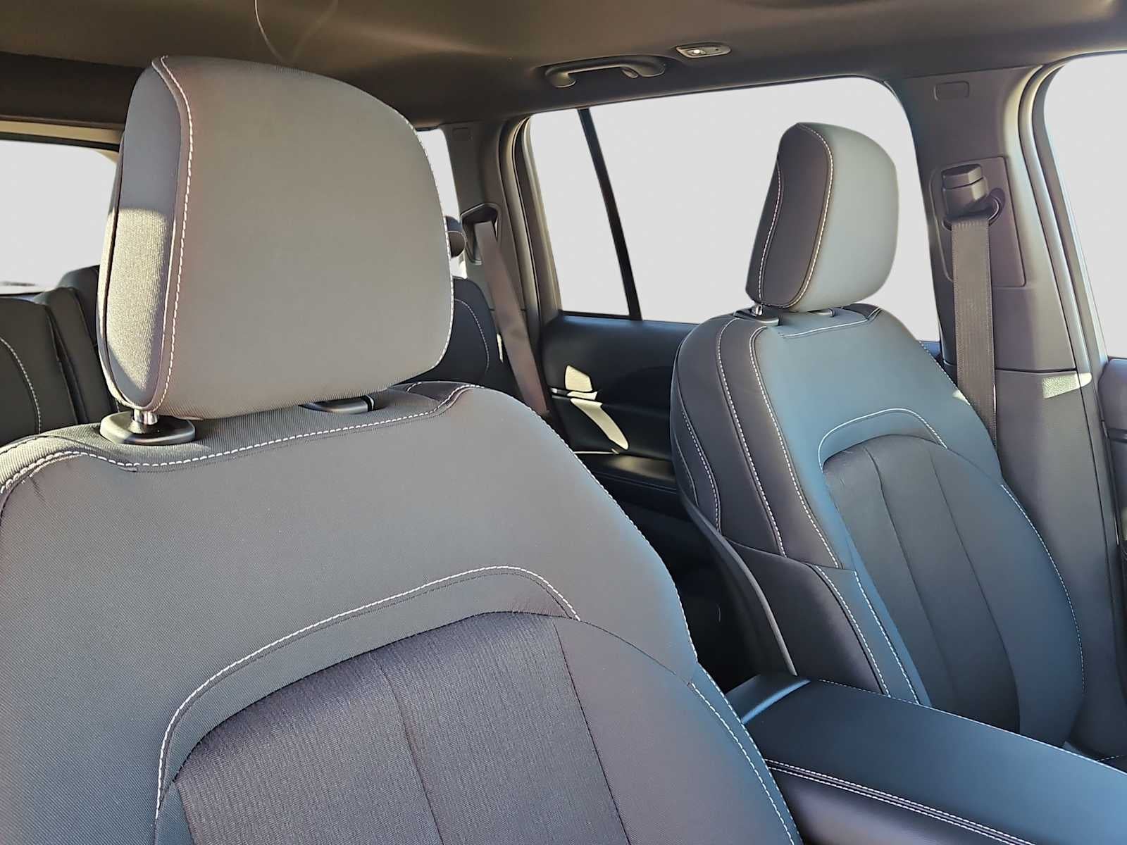 2026 Jeep Grand Cherokee GRAND CHEROKEE LAREDO X 4X2