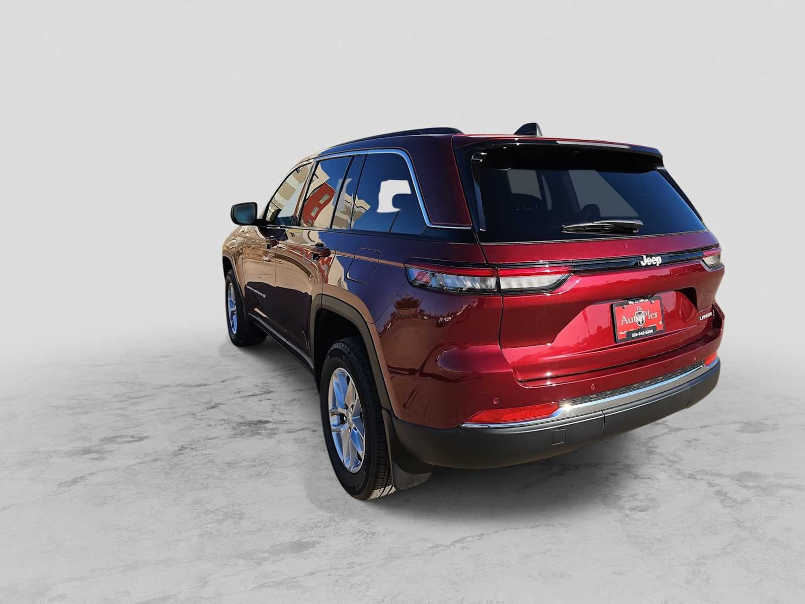 2026 Jeep Grand Cherokee GRAND CHEROKEE LAREDO X 4X2