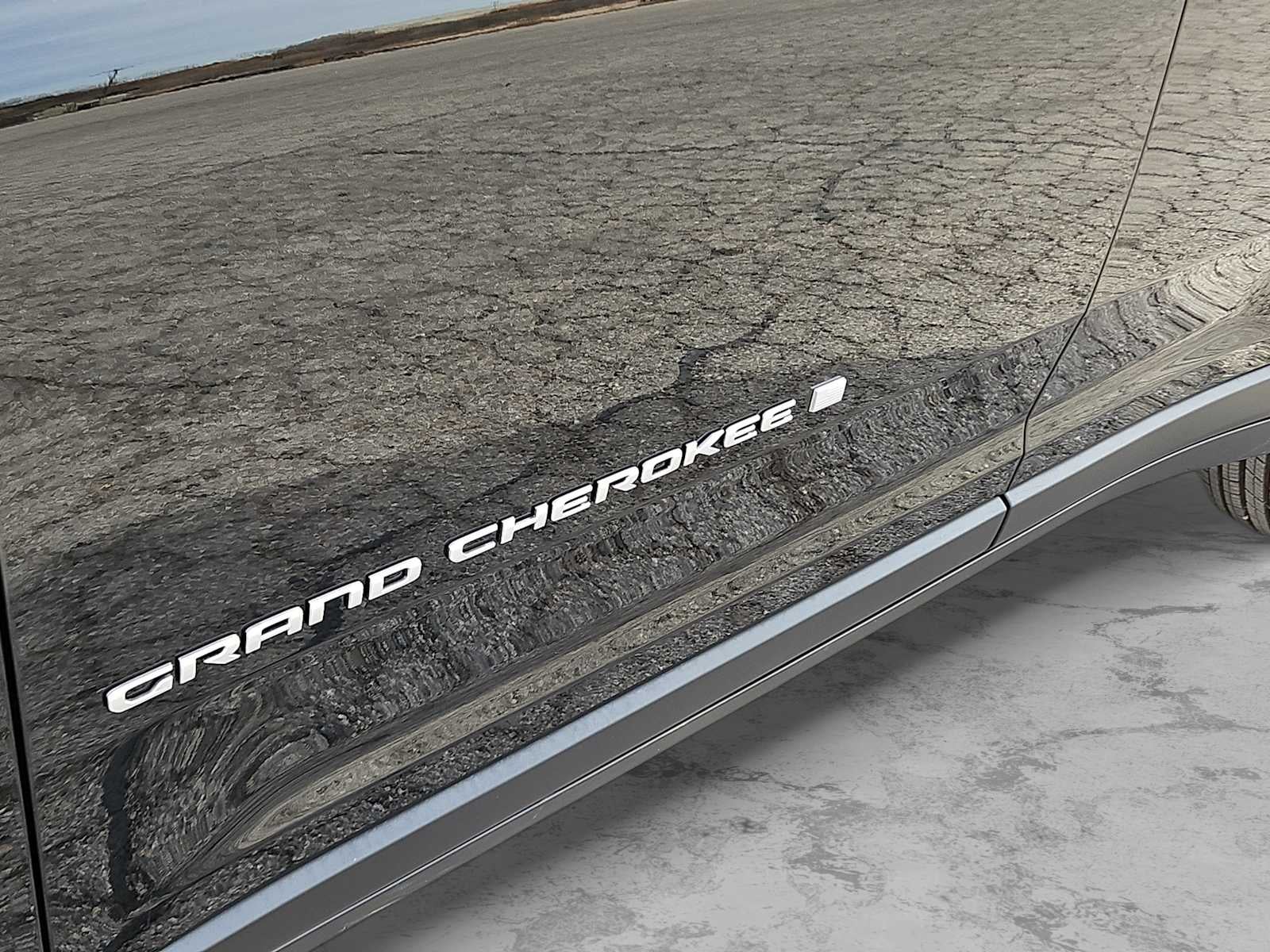 2026 Jeep Grand Cherokee GRAND CHEROKEE LAREDO X 4X2