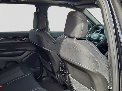 2026 Jeep Grand Cherokee GRAND CHEROKEE LAREDO X 4X2