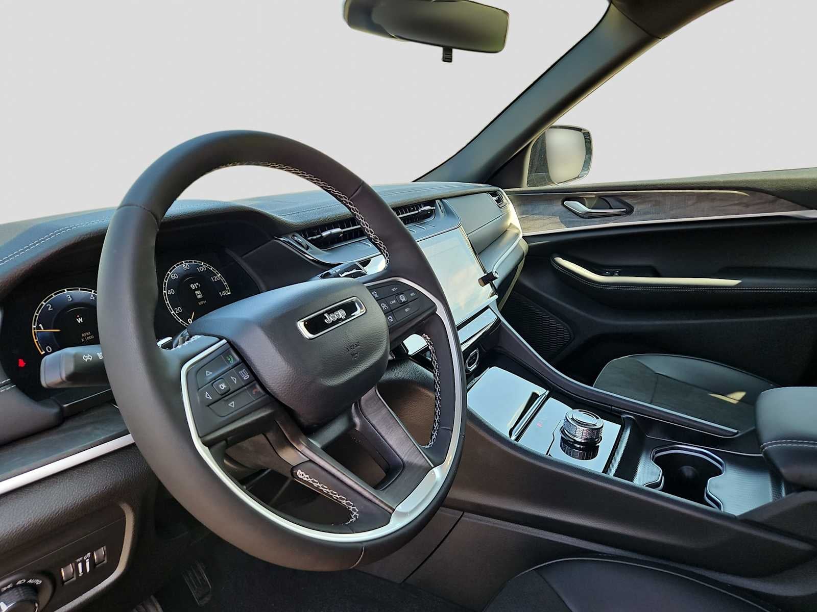 2026 Jeep Grand Cherokee GRAND CHEROKEE LAREDO ALTITUDE 4X2