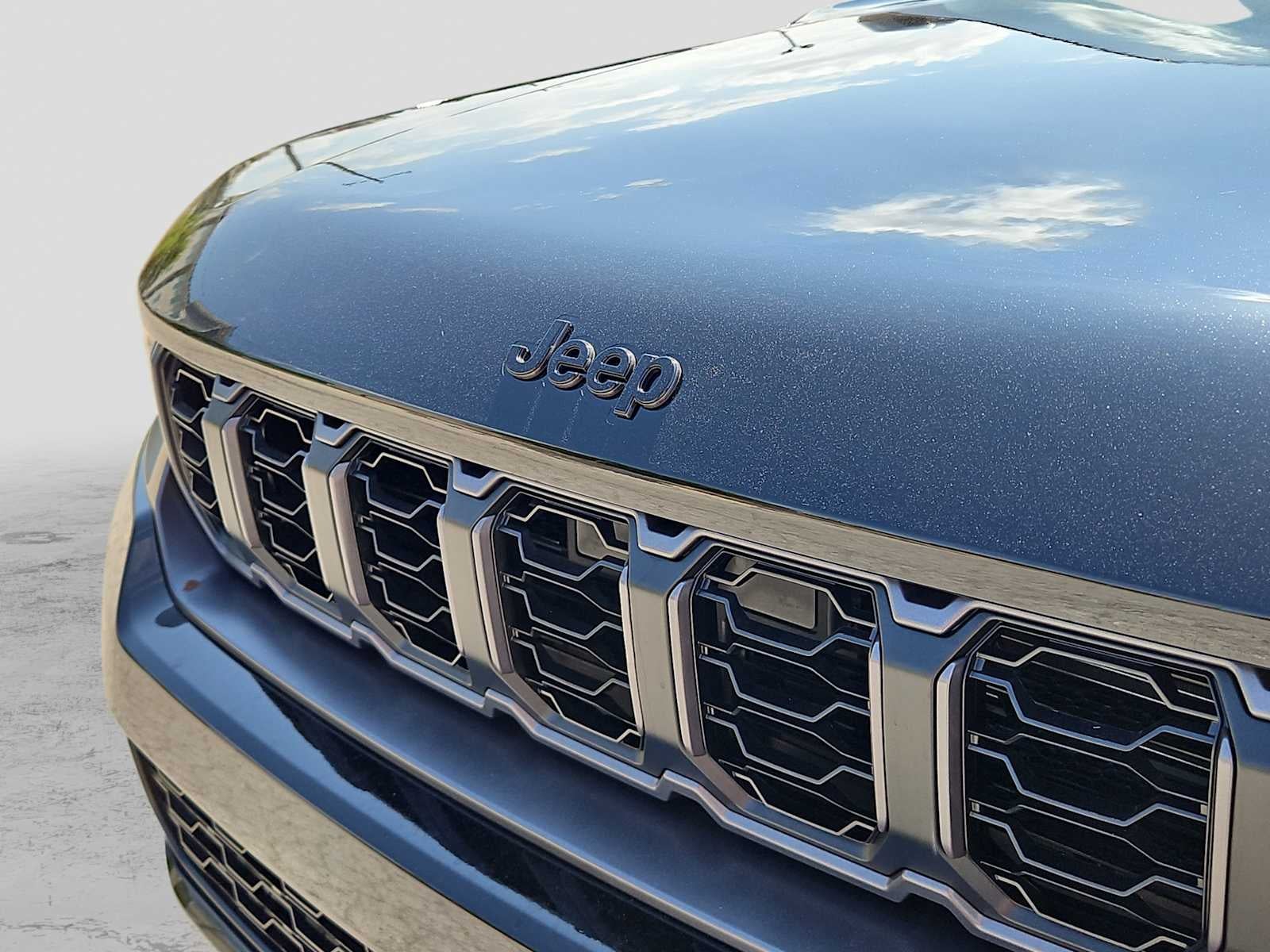 2026 Jeep Grand Cherokee GRAND CHEROKEE LAREDO ALTITUDE 4X2