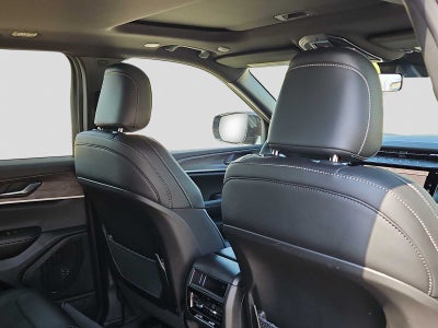 2026 Jeep Grand Cherokee GRAND CHEROKEE LAREDO ALTITUDE 4X2