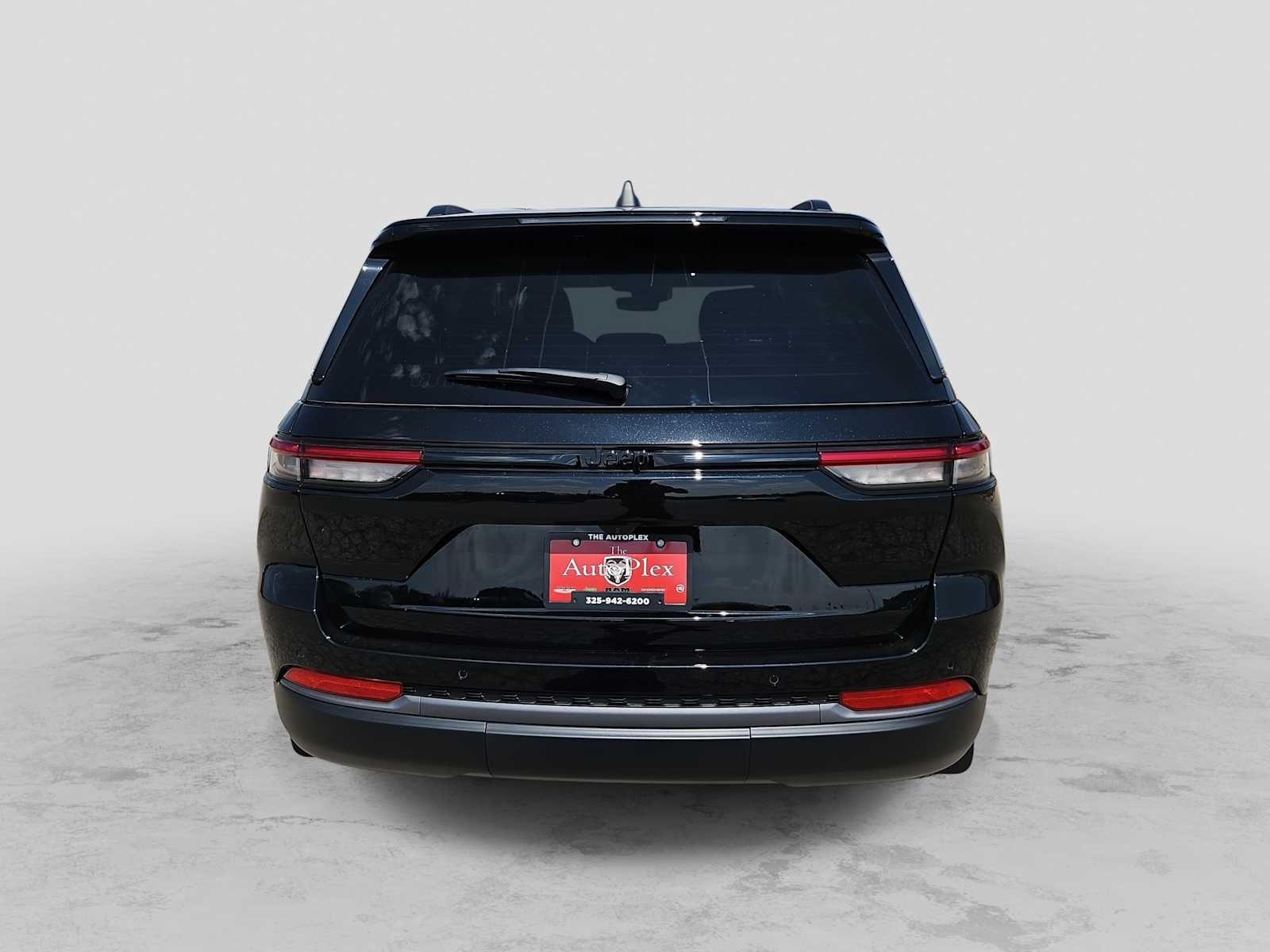 2026 Jeep Grand Cherokee GRAND CHEROKEE LAREDO ALTITUDE 4X2
