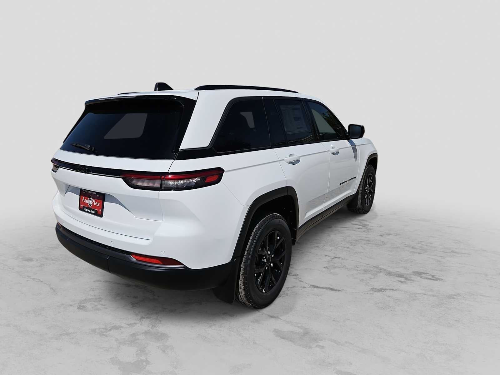 2026 Jeep Grand Cherokee GRAND CHEROKEE LAREDO ALTITUDE 4X2