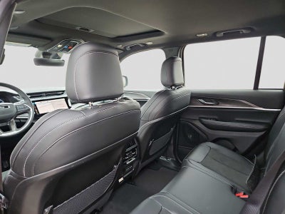 2026 Jeep Grand Cherokee GRAND CHEROKEE LAREDO ALTITUDE 4X2