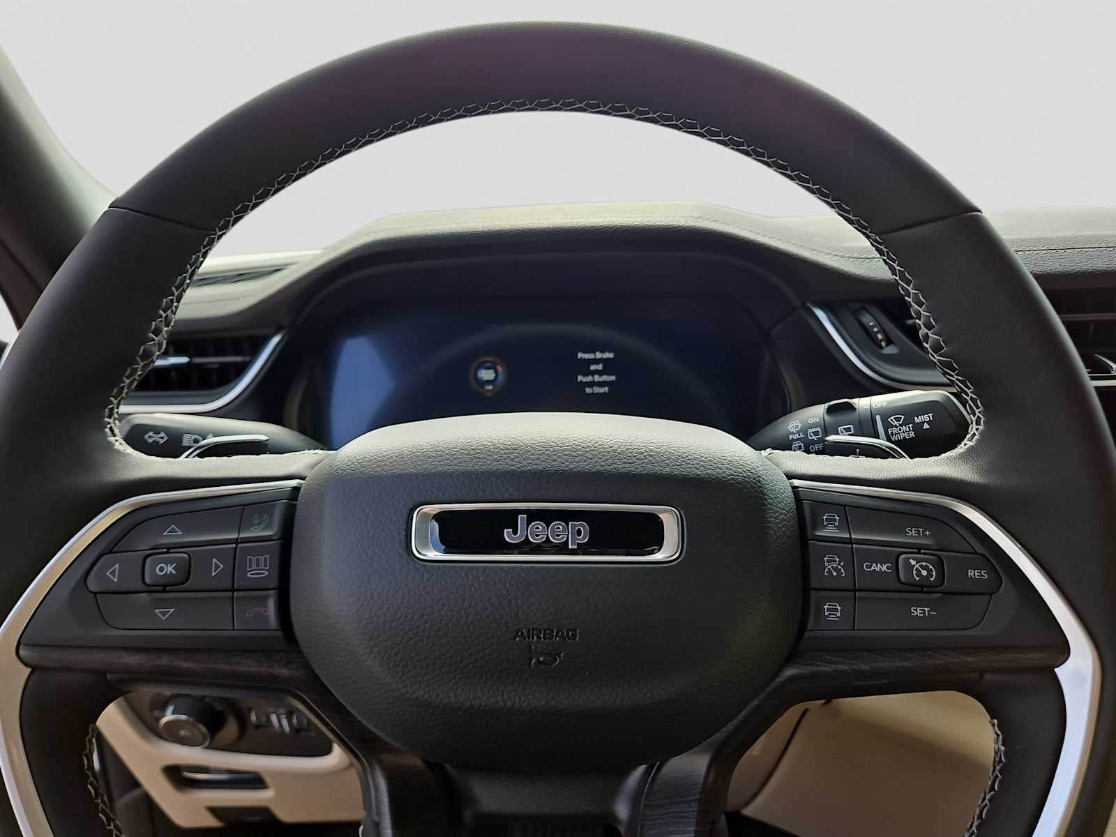 2025 Jeep Grand Cherokee GRAND CHEROKEE LIMITED 4X2