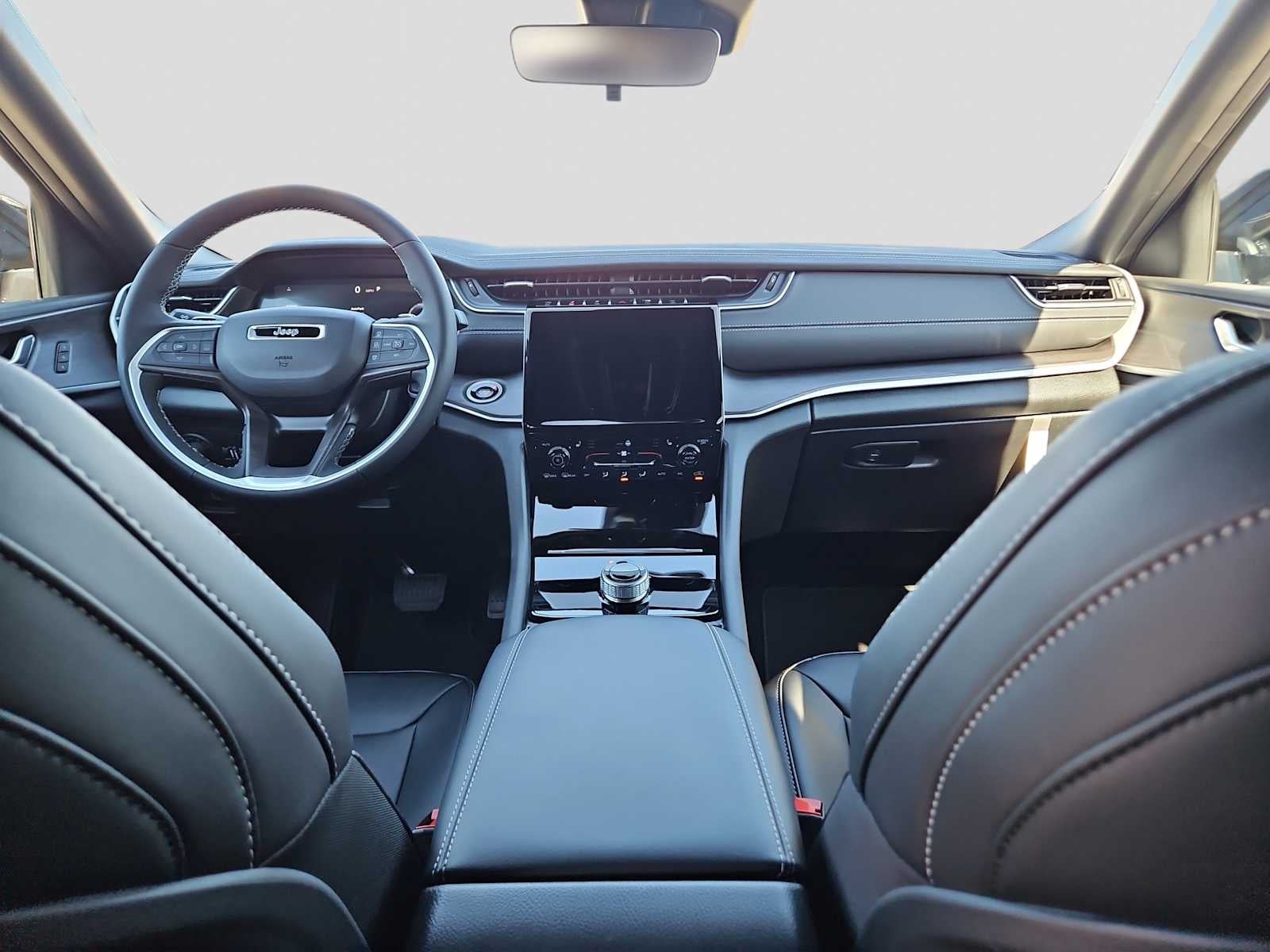 2025 Jeep Grand Cherokee GRAND CHEROKEE LIMITED 4X2