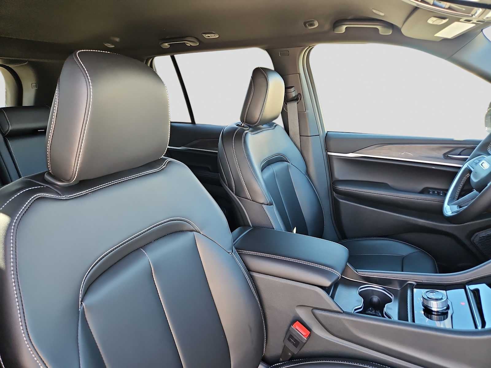 2025 Jeep Grand Cherokee GRAND CHEROKEE LIMITED 4X2