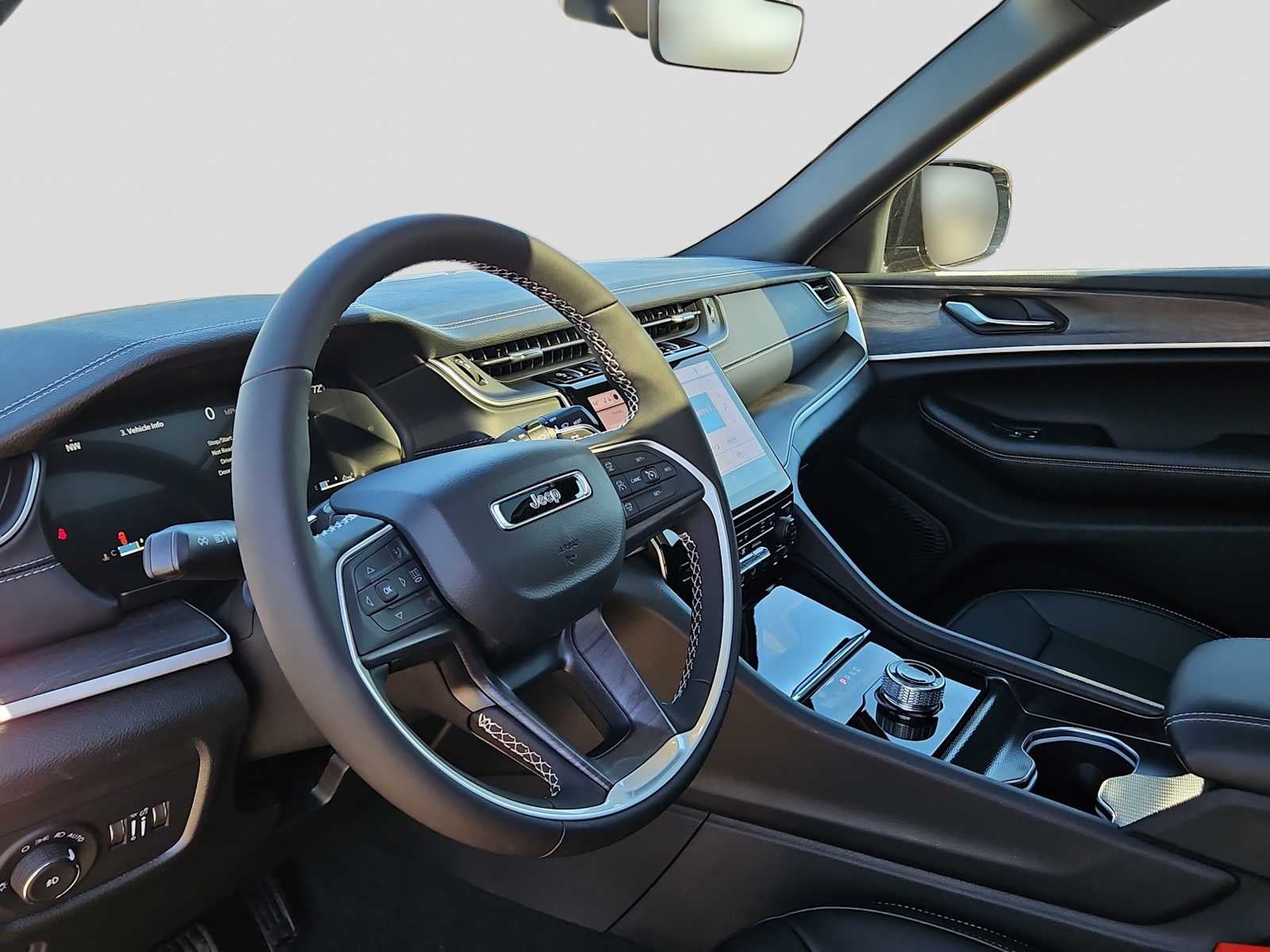 2025 Jeep Grand Cherokee GRAND CHEROKEE LIMITED 4X2